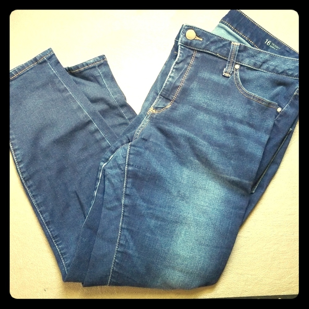 ANA Skinny Ankle Jeans